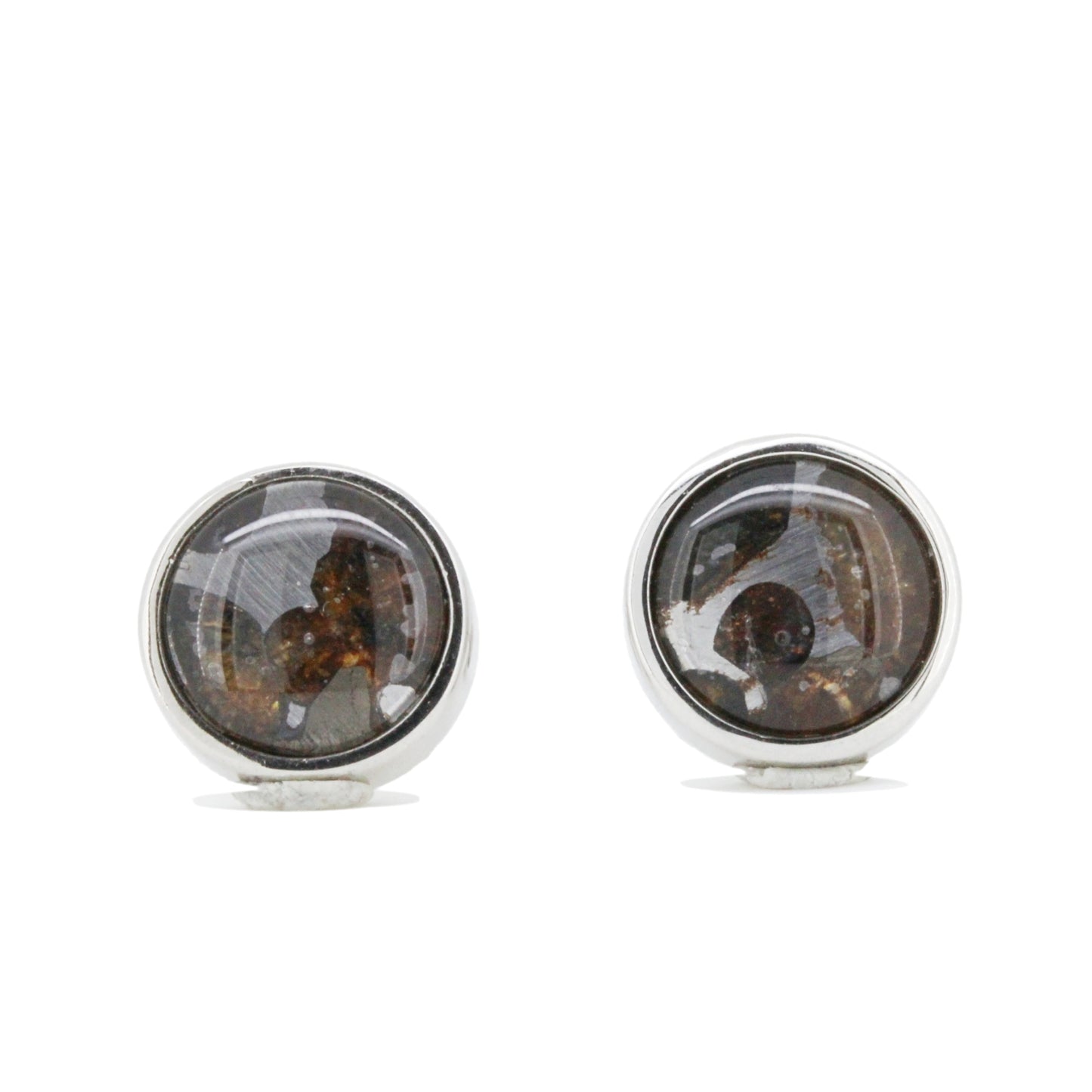 セリコ・パラサイト隕石 ケニア産 シルバースタッドピアス 9×9mm CH-FEB25-014