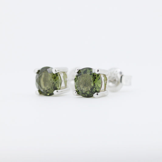 モルダバイト シルバーピアス 7×7mm SEMDV-009